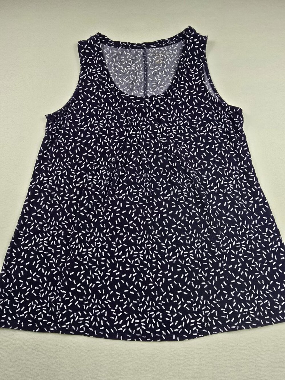 A Pea In The Pod Nursing Sleeveless Tank Top Navy & White